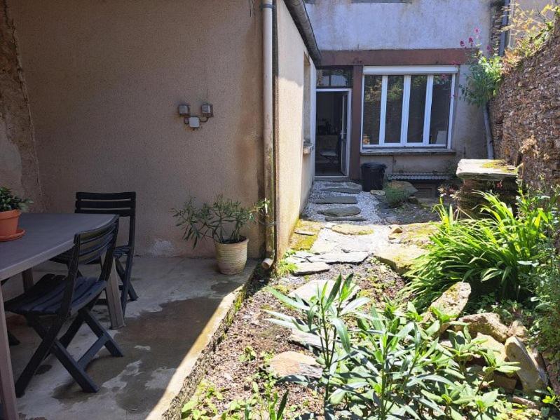 L'Etape De La Tour Apartment Grand-Fougeray Exterior photo